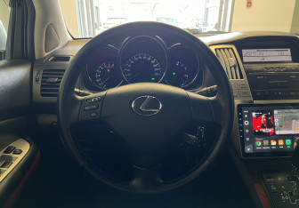Подержанный автомобиль Lexus RX 2008 года (7 фото)