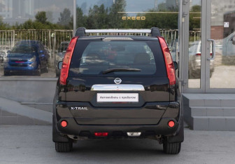 Подержанный автомобиль Nissan X-Trail 2008 года (6 фото)