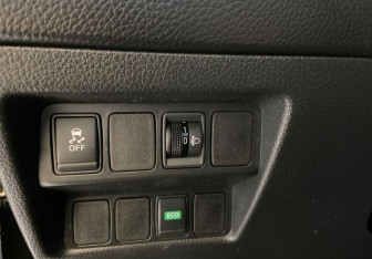 Подержанный автомобиль Nissan Qashqai 2016 года (14 фото)