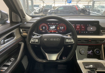 Подержанный автомобиль Exeed VX 2023 года (16 фото)