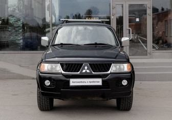 Подержанный автомобиль Mitsubishi Pajero Sport 2007 года (2 фото)
