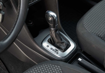 Подержанный автомобиль Volkswagen Polo Sedan 2012 года (14 фото)