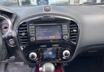 Подержанный автомобиль Nissan Juke 2013 года (16 фото)