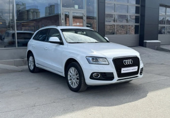 Подержанный автомобиль Audi Q5 2014 года (3 фото)