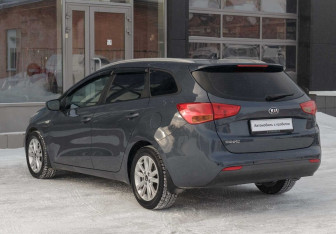 Подержанный автомобиль Kia Ceed Wagon 2017 года (7 фото)
