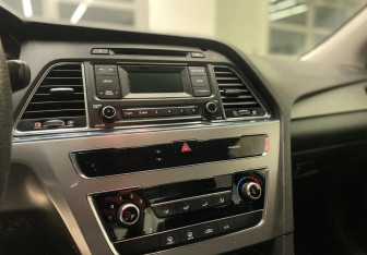 Подержанный автомобиль Hyundai Sonata 2017 года (11 фото)