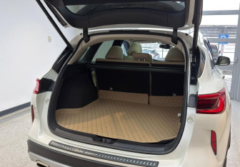 Подержанный автомобиль Infiniti QX50 2021 года (10 фото)