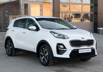 Подержанный автомобиль Kia Sportage 2019 года (3 фото)