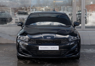 Подержанный автомобиль Kia K5 2021 года (2 фото)