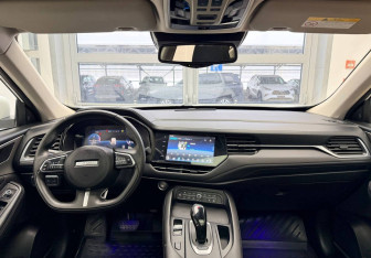 Подержанный автомобиль Haval F7 2020 года (12 фото)