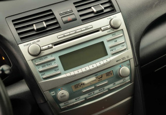 Подержанный автомобиль Toyota Camry Sedan 2008 года (14 фото)