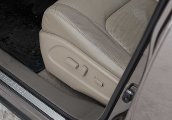 Подержанный автомобиль Nissan Murano Suv 2013 года (18 фото)