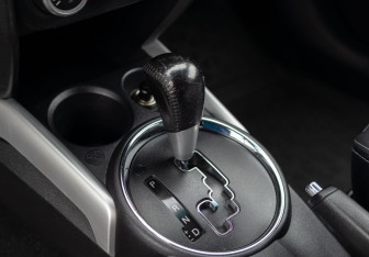 Подержанный автомобиль Mitsubishi ASX 2011 года (16 фото)