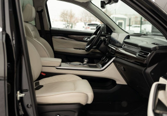 Подержанный автомобиль Exeed VX 2022 года (22 фото)