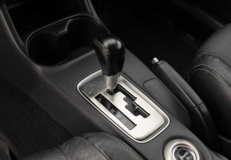 Подержанный автомобиль Mitsubishi Outlander 2013 года (16 фото)