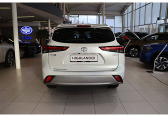 Новый Toyota Highlander 2026 (6 фото)
