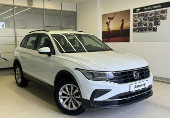 Подержанный автомобиль Volkswagen Tiguan 2021 года (3 фото)