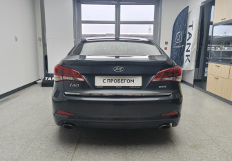 Подержанный автомобиль Hyundai i40 Sedan 2015 года (5 фото)