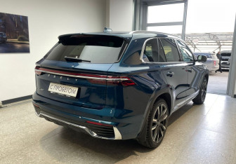 Подержанный автомобиль Geely Monjaro 2023 года (4 фото)