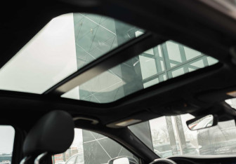 Подержанный автомобиль Infiniti QX30 2018 года (18 фото)
