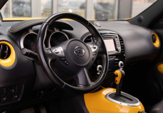 Подержанный автомобиль Nissan Juke 2017 года (11 фото)
