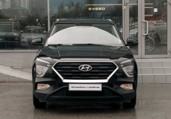 Подержанный автомобиль Hyundai Creta 2022 года (2 фото)