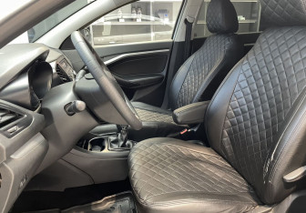 Подержанный автомобиль LADA (ВАЗ) Vesta Sedan 2018 года (14 фото)