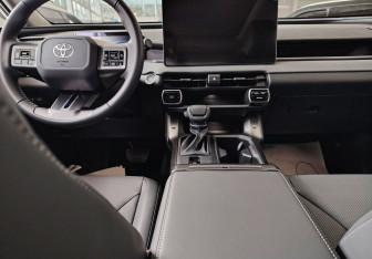 Новый Toyota RAV4 2026 (17 фото)
