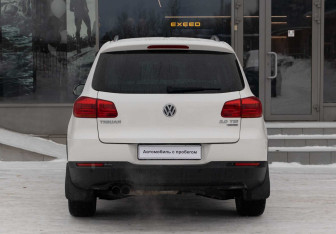 Подержанный автомобиль Volkswagen Tiguan 2011 года (6 фото)