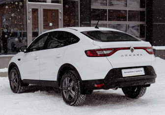 Подержанный автомобиль Renault Arkana 2020 года (7 фото)