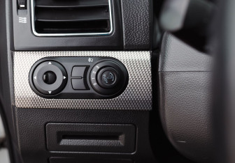 Подержанный автомобиль Chevrolet Captiva 2013 года (19 фото)