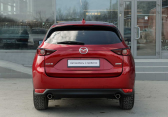 Подержанный автомобиль Mazda CX-5 2019 года (6 фото)