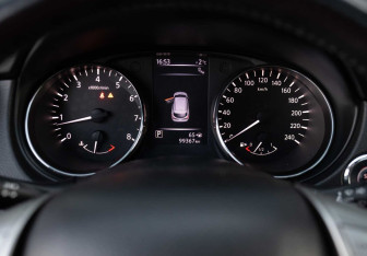 Подержанный автомобиль Nissan Qashqai 2018 года (13 фото)