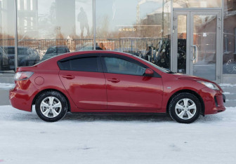 Подержанный автомобиль Mazda 3 Sedan 2012 года (4 фото)