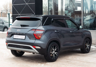 Подержанный автомобиль Hyundai Creta 2021 года (5 фото)