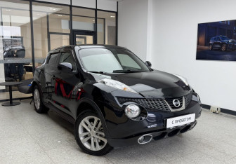 Подержанный автомобиль Nissan Juke 2011 года (3 фото)