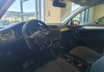Подержанный автомобиль Volkswagen Tiguan 2018 года (7 фото)