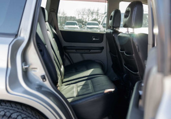 Подержанный автомобиль Nissan X-Trail 2004 года (18 фото)