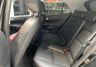 Подержанный автомобиль Kia Morning 2018 года (14 фото)