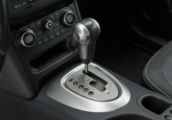 Подержанный автомобиль Nissan Qashqai 2010 года (15 фото)