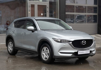Подержанный автомобиль Mazda CX-5 2018 года (3 фото)