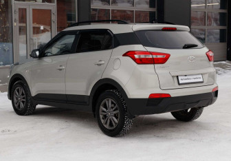 Подержанный автомобиль Hyundai Creta 2020 года (7 фото)