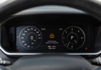 Подержанный автомобиль Land Rover Range Rover Sport 2017 года (12 фото)