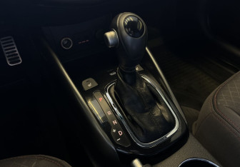 Подержанный автомобиль Kia Cerato Sedan 2010 года (11 фото)