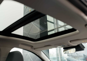 Подержанный автомобиль Chery Arrizo 8 2023 года (19 фото)