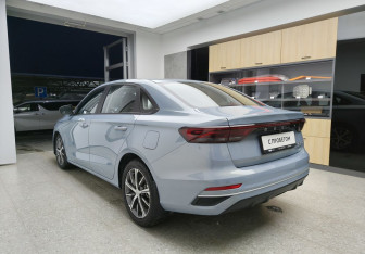 Подержанный автомобиль Geely Emgrand 2024 года (6 фото)