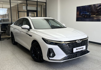 Подержанный автомобиль Chery Arrizo 8 2025 года (3 фото)