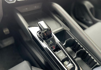 Подержанный автомобиль Geely Coolray 2023 года (23 фото)