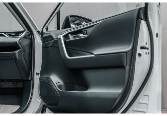 Новый Toyota RAV4 2025 (18 фото)