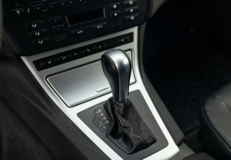 Подержанный автомобиль BMW X3 2007 года (15 фото)